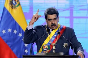 Maduro ofrece petróleo a cambio de vacunas contra covid-19