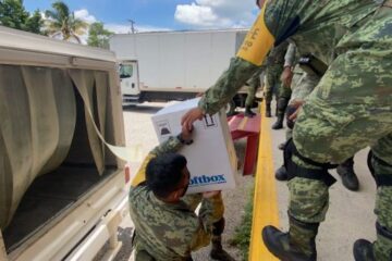 Llega nuevo lote con 7 mil 20 dosis de Pfizer para continuar vacunación en Chiapas