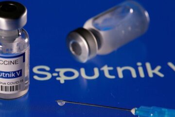 Vacuna Sputnik V podría ser aprobada por la OMS a finales de año