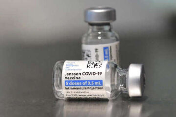 Comité de EU recomienda priorizar vacunas contra covid de Pfizer y Moderna sobre Janssen