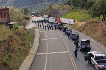 Empresarios piden acciones contra bloqueos carreteros en Chiapas