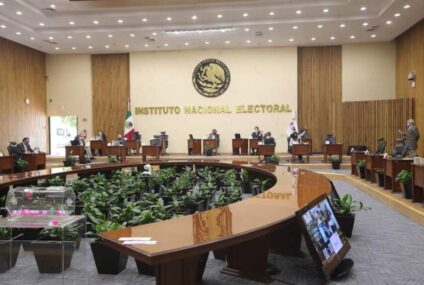 Por falta de presupuesto, Córdova propone aplazar revocación de mandato de AMLO