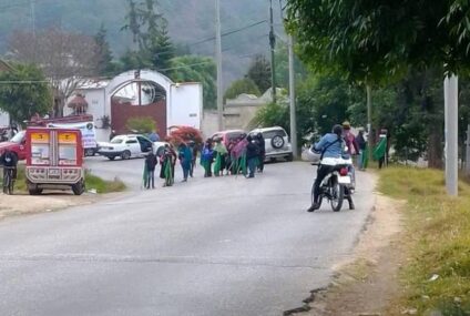 Oxchuc-San Cristóbal-Ocosingo queda libre tras permanecer bloqueado