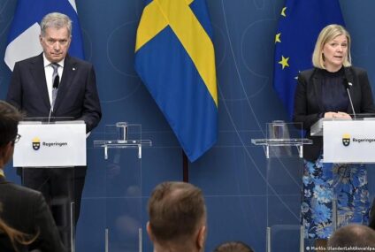 Suecia y Finlandia celebran reunión ‘constructiva’ con Turquía en sede de la OTAN