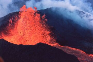 ¿Qué está pasando dentro del volcán más grande del mundo?