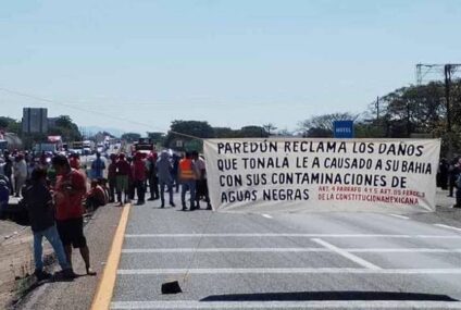 ¡Sin paso! Bloqueo carretero en Tonalá-Arriaga cumple 24 horas