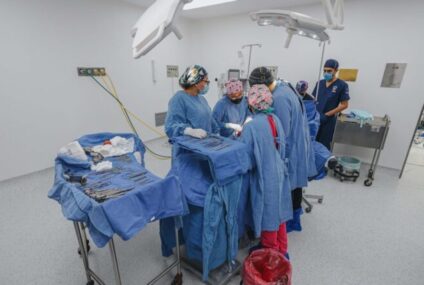 Chiapaneca recupera su salud: médicos del IMSS Chiapas retiran tumor uterino