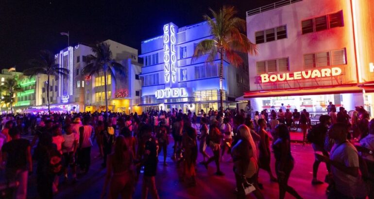 El toque de queda en Miami Beach no se prolongará hasta el último fin de semana de marzo