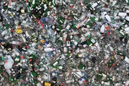Lanzan campaña permanente de destrucción de botellas en Tuxtla para evitar consumo de bebidas adulteradas