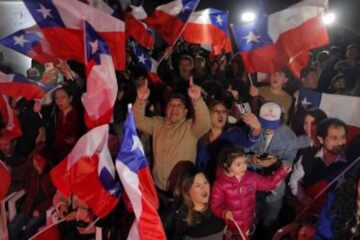 Derecha chilena gana elección para redactar nueva Constitución