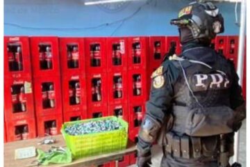 Las autoridades encuentran una pequeña fábrica clandestina de Coca-Cola en Iztapalapa