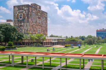 Humo blanco en la UNAM anuncia continuidad