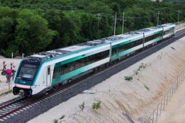 Ferrocarrileros amagan con bloquear Tren Maya y Tren Interocéanico; exigen respuesta a compensación