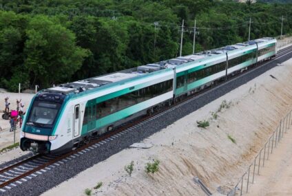 Ferrocarrileros amagan con bloquear Tren Maya y Tren Interocéanico; exigen respuesta a compensación