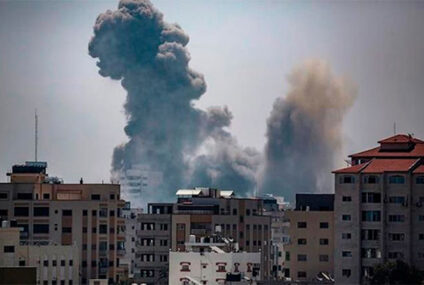 Israel intensifica ataques en Gaza y crisis humanitaria se agrava