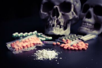 El narco se apropia de las redes sociales: reclutan, amenazan y venden fentanilo, según la ONU