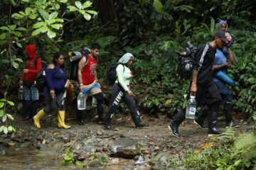 México firma acuerdo para pagar también 660 dólares a migrantes retornados de Ecuador y Colombia