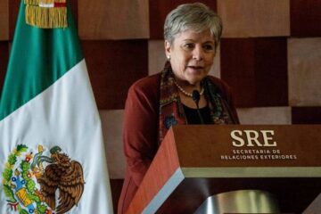 México pide a América Latina que respalde la demanda contra Ecuador en la justicia internacional
