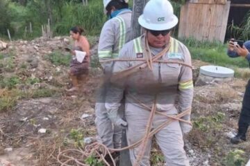 Amarran a trabajadores de CFE en Palenque