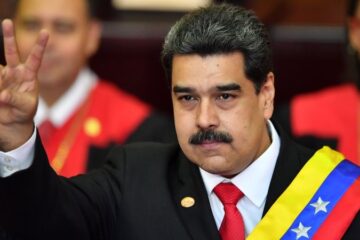 El presidente Nicolás Maduro recurre al misticismo, ante el temor a perder las elecciones en Venezuela