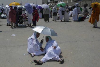 Mueren casi 600 personas durante peregrinaje a La Meca, muchos de ellos por el calor abrasador