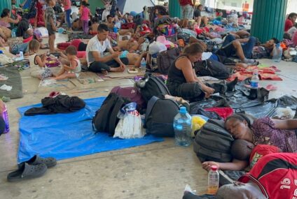 Avanza caravana de tres mil migrantes en Chiapas