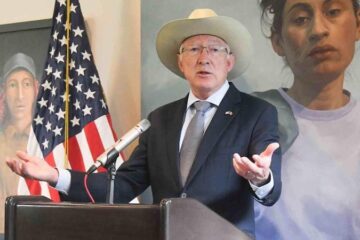 Estados Unidos respalda a Ken Salazar e insiste en sus “preocupaciones” sobre la reforma judicial