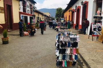 Con operativo retiran a ambulantes en San Cristóbal