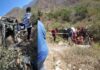 Al menos 18 muertos y 25 heridos tras volcar un autobús en la autopista Mitla-Tehuantepec, en Oaxaca