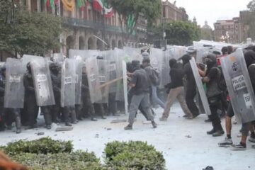 Violencia en marcha del 2 de octubre deja 123 heridos; tres de ellos, delicados