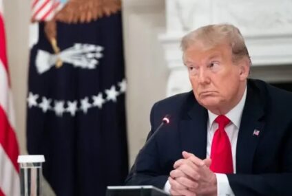 Trump: Estados Unidos enfrenta una «invasión desde dentro»