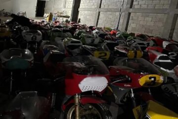 Catean inmuebles ligados a exatleta olímpico Ryan James Wedding y decomisan 62 motos, medallas y droga