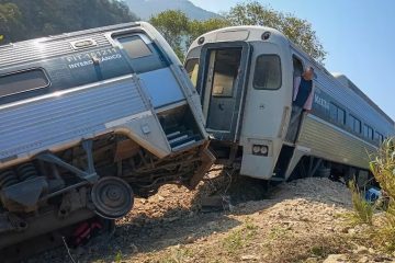 Un conductor y un despachador detenidos por el descarrilamiento del Tren Interoceánico Un conductor y un despachador detenidos por el descarrilamiento del Tren Interoceánico