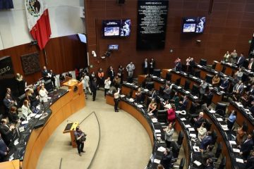 El Senado da luz verde a la jornada laboral de 40 horas pero deja fuera los dos días de descanso semanal