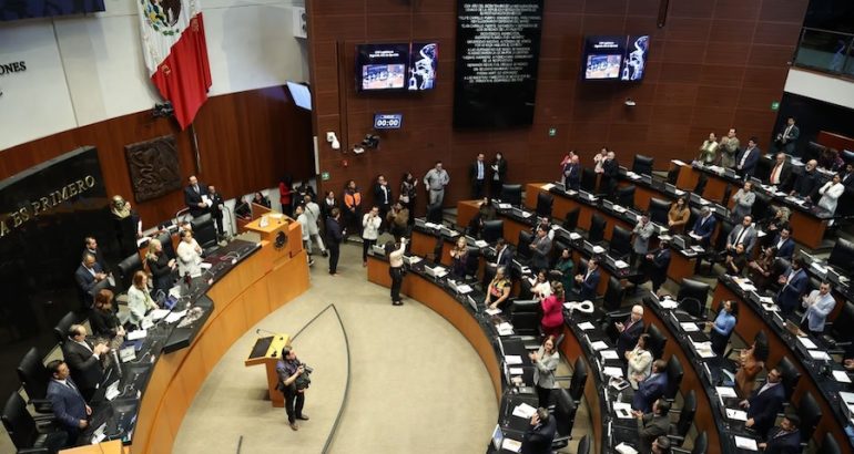 El Senado da luz verde a la jornada laboral de 40 horas pero deja fuera los dos días de descanso semanal