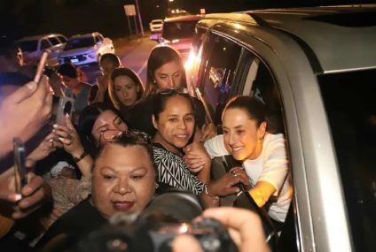 Sheinbaum llega a Mazatlán en medio de tensión por violencia y desapariciones en Sinaloa