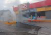 Sujetos desconocidos incendian OXXO en Tuxtla Gutiérrez