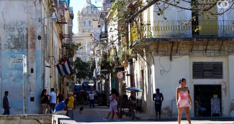 Habana anuncia que cubanos exiliados podrán invertir en negocios en la isla