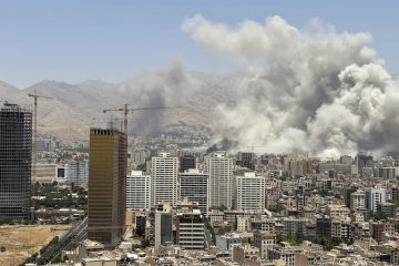 EU está destruyendo los misiles de Irán; “tenemos capacidad para seguir, yo no me aburro”, señala Trump EU está destruyendo los misiles de Irán; “tenemos capacidad para seguir, yo no me aburro”, señala Trump