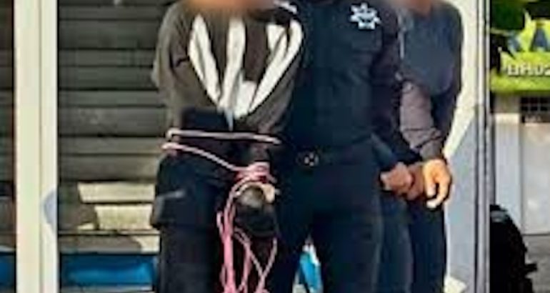 Vinculan a proceso por feminicidio al menor que disparó contra dos trabajadoras en preparatoria de Michoacán