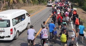 Luego de acuerdos autoridades migratorias desarticulan caravana Génesis en Tonalá